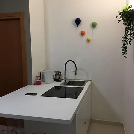 Nel Condominio “la Rosa Dei Venti” * Monte del Lago